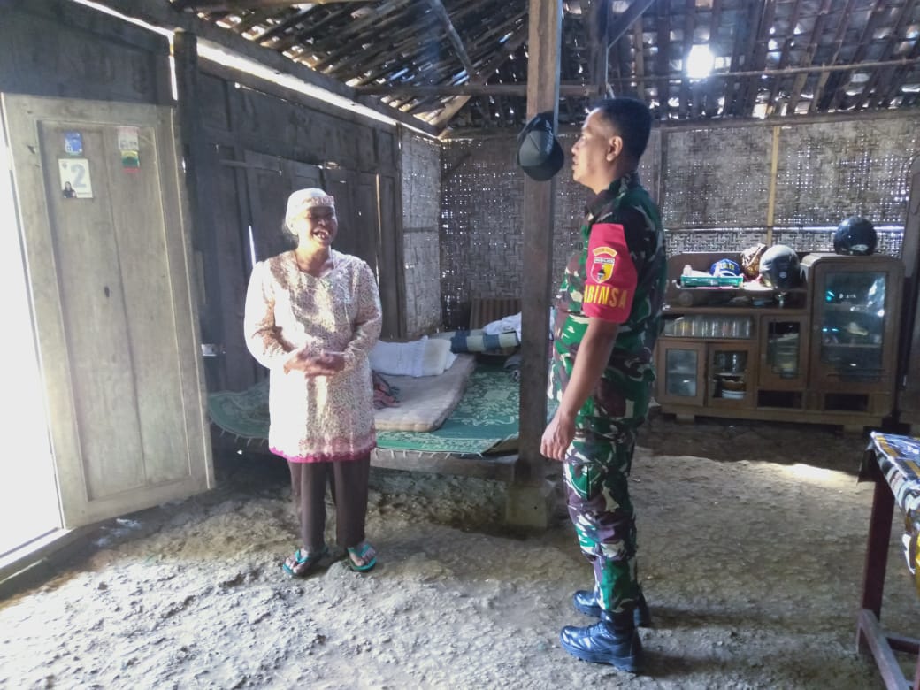 Rumahnya Akan Direhap, Mbah Plendik Pun Tersenyum Gembira