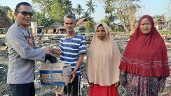 5 Kepala Keluarga Korban Kebakaran Rumah Terima Bantuan Kapolres Luwu Utara