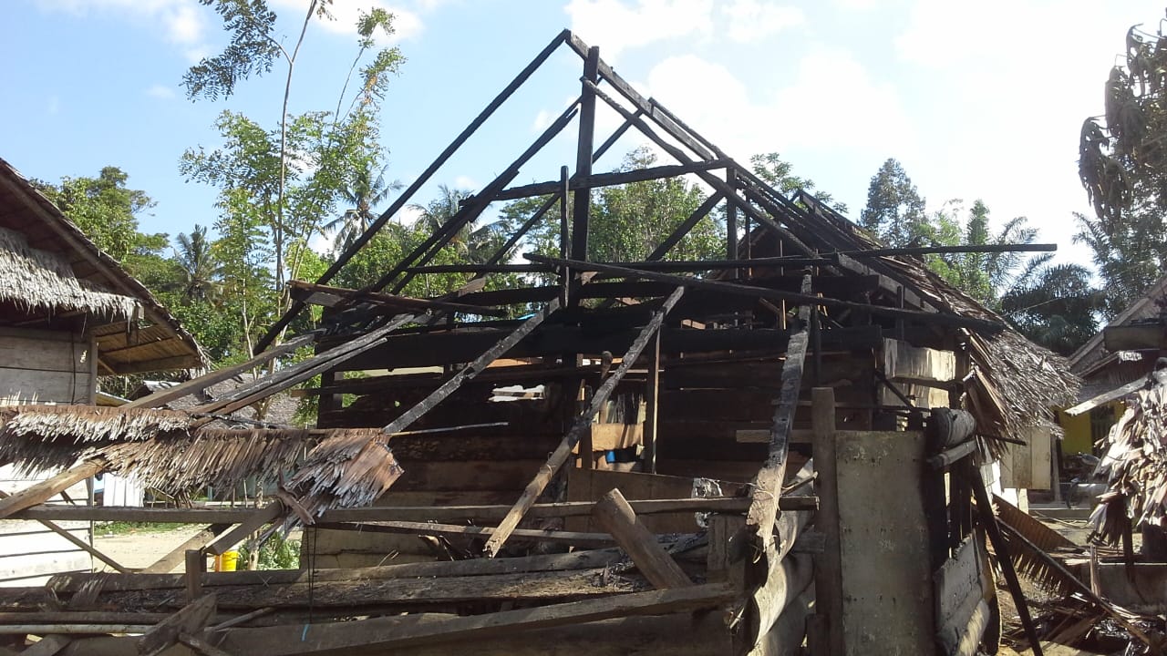 Rumah Anggota PKH di Pantonangan Hampir Ludes Terbakar di Siang Bolong
