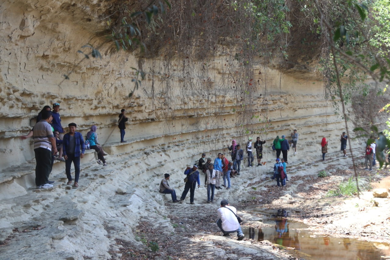 Eksotisme Dinding Sungai Kalinanas Perlu Di Jaga