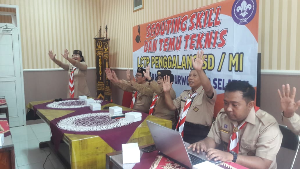 Kwarran Purwokerto Selatan Gelar Pelatihan Scouting Skill