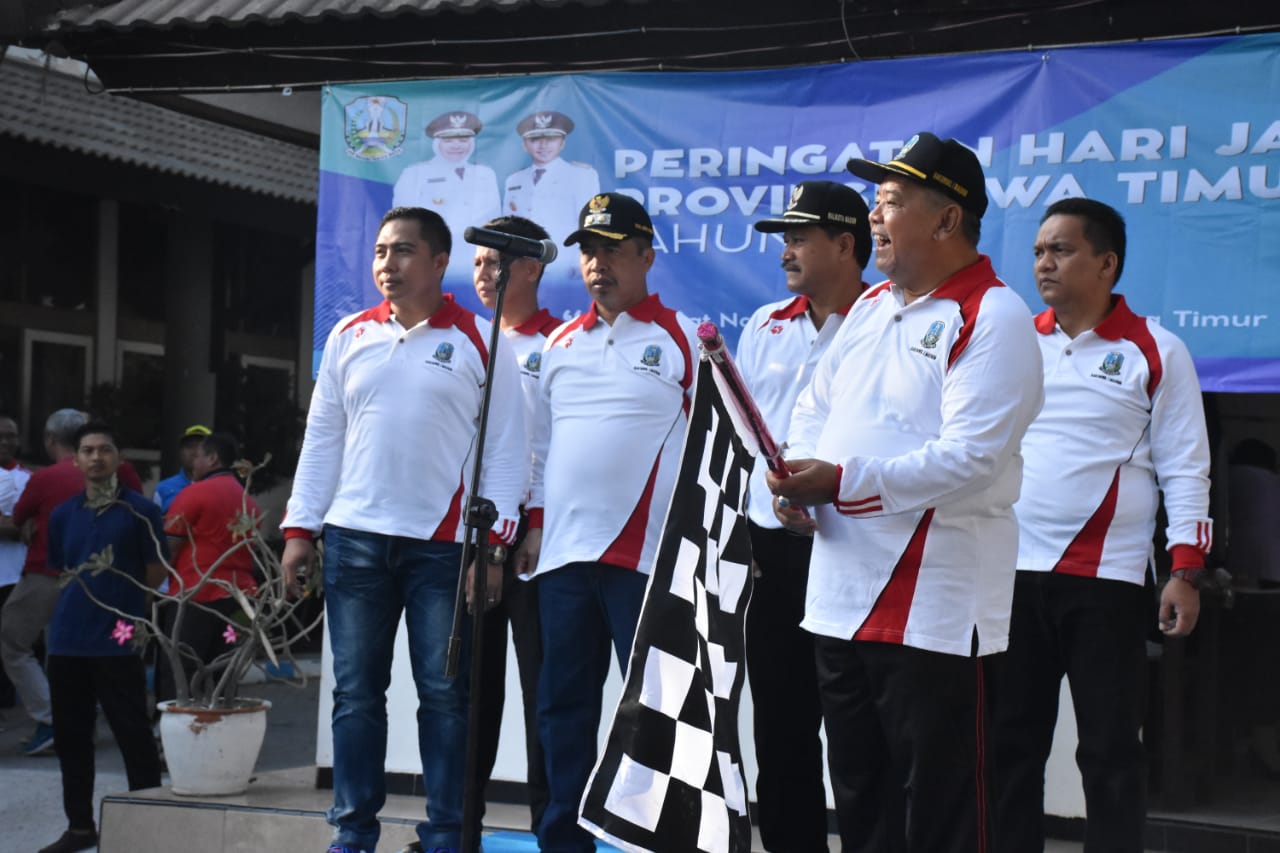 Dandim Madiun Bersama Forkopimda Kota/Kabupaten Madiun Hadir Jalan Sehat Bersama Di Bakorwil I Madiun