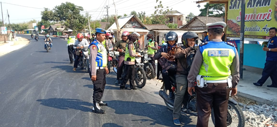 Hari Pertama Operasi Zebra Candi 2019, Polres Blora Tindak 253 Pelanggaran