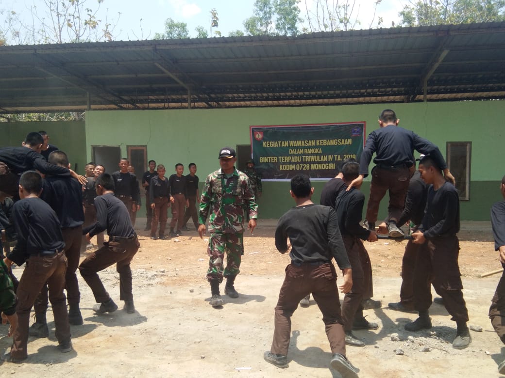 Pelatihan Kegiatan Outbond Kodim Wonogiri Kepada Siswa Pramuka Saka Wira Kartika