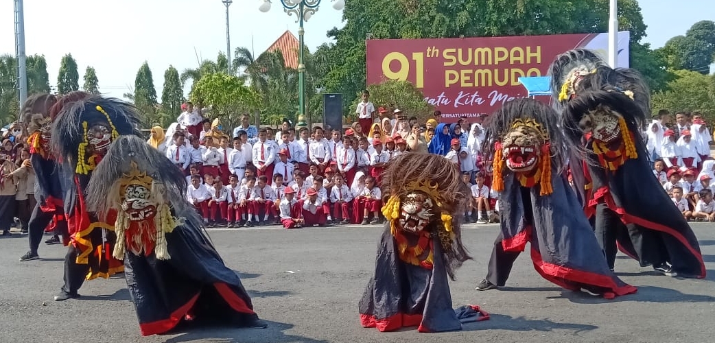 Polres Blora Amankan Pawai Hari Sumpah Pemuda Blora.