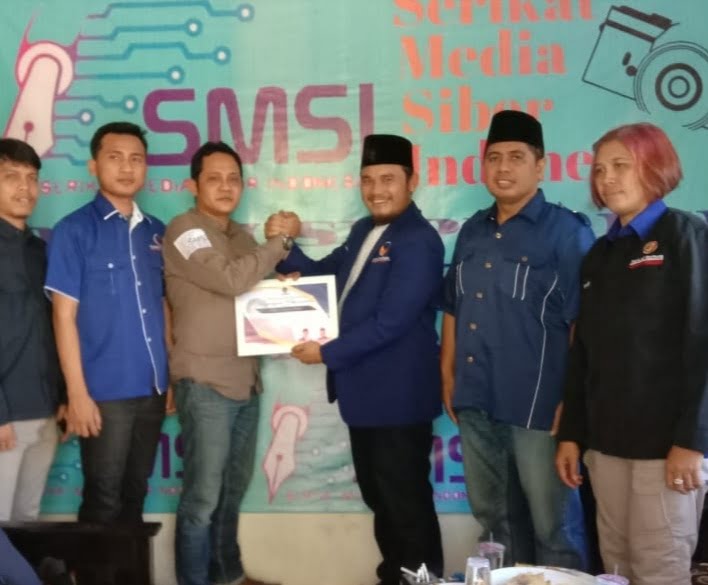 Ketua DPD Nasdem Lamsel Kunjungi Sekertariat SMSI