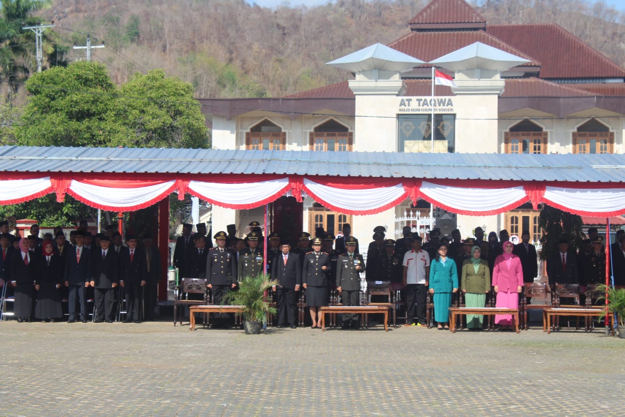 Forkopimda Wonogiri Hadiri Upacara Bendera Peringatan Hari Pahlawan