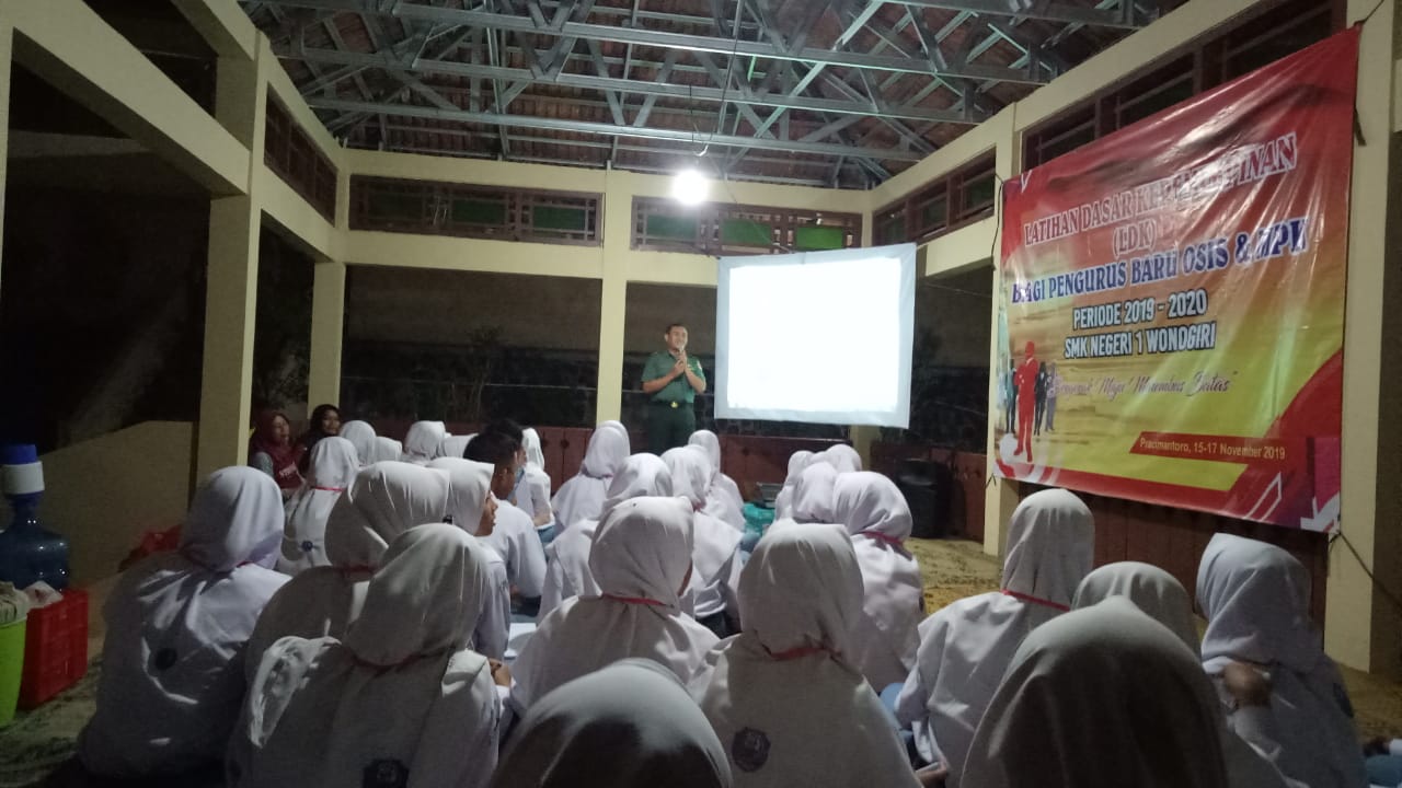 Ini Yang Disampaikan Danramil Dihadapan Anggota OSIS SMK N 1 Wonogiri