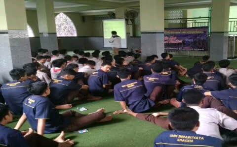 IESQ Sekolah Vokasi UMS di SMK Bina Wiyata Sragen