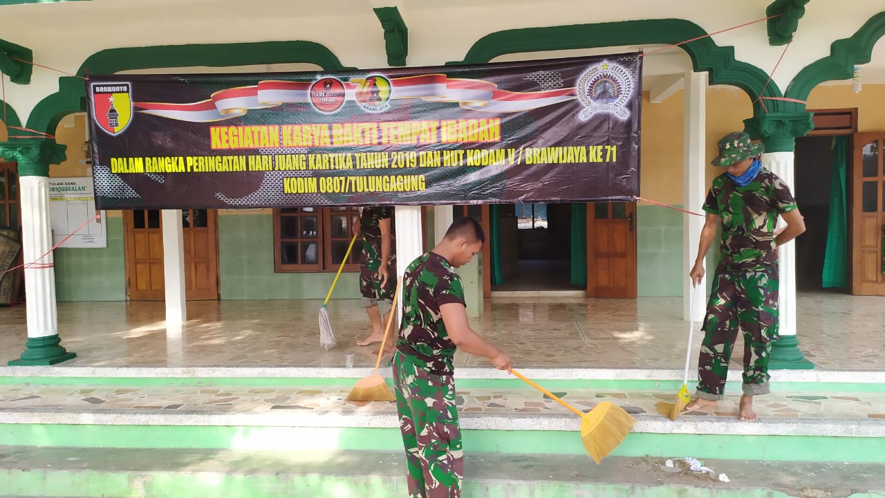 Jelang HUT Kodam V, Kodim Tulungagung Gelar Karya Bhakti di Masjid Toriqussalam