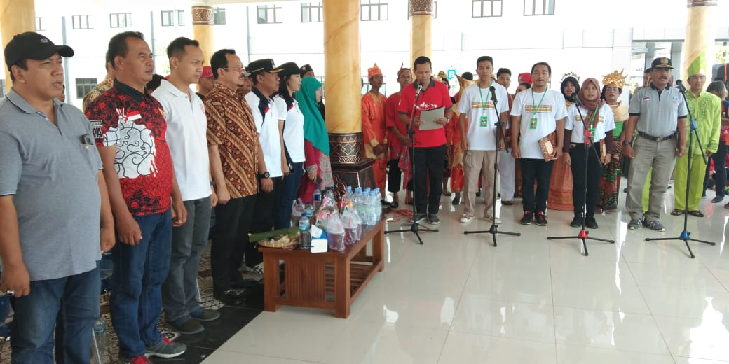 Pemerintah Kelurahan Semanggi, Mojo, Sangkrah, Joyosuran, dan Lembaga PERCIK Adakan Kirab Kabangsaan ; Merayakan Kemajemukan Untuk Perdamaian