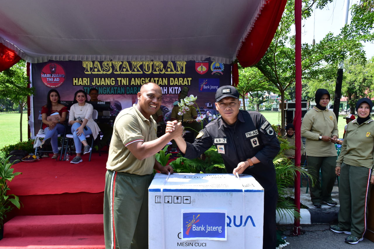 Korem 074/Warastratama Gelar Jalan Sehat dan OR bersama Serta Tasyakuran dalam rangka Hari Juang TNI AD