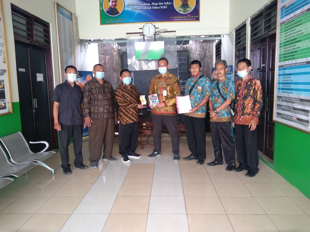 Tingkatkan Kualitas Pendidikan Dunia Kerja, SMKN 1 Bulukerto Kunjungi  Sekolah Vokasi UMS