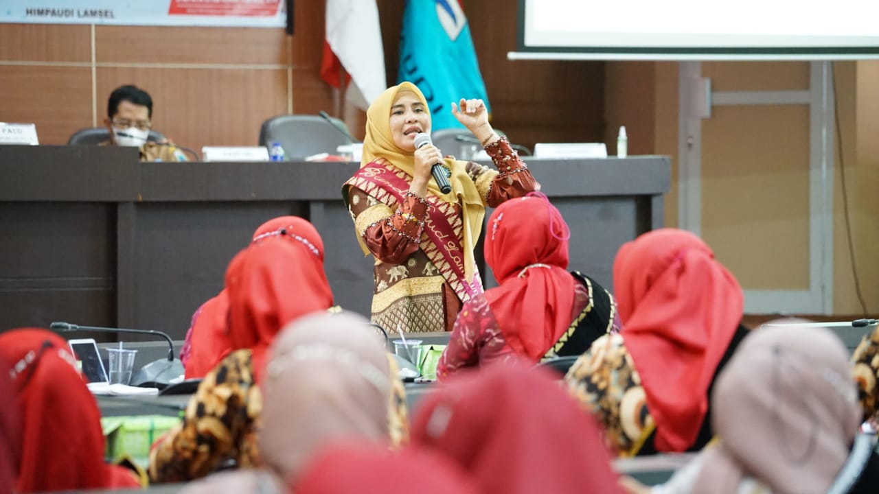 Himpaudi Lampung Selatan gelar Bimtek Pengembangan PAUD Holistik Intgratif.