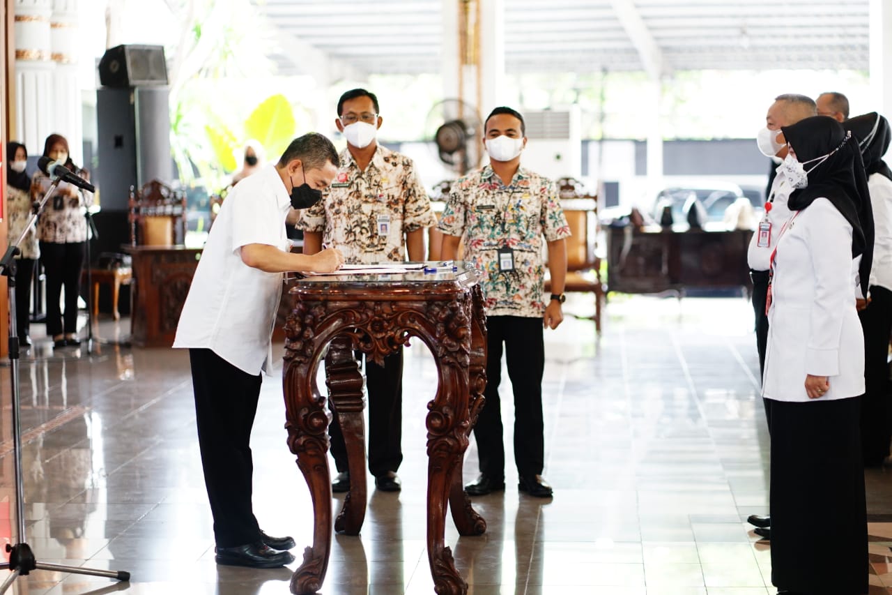 Jelang PTM, Bupati Kukuhkan 81 Kepala UPTD Satuan Pendidikan SD dan SMP