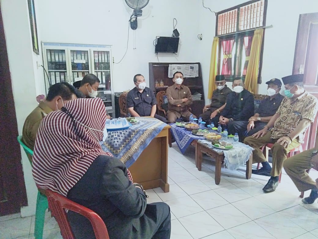 Komisi IV DPRD Lamsel Rekomendasikan Perbaikan SDN 1 Kaliasin