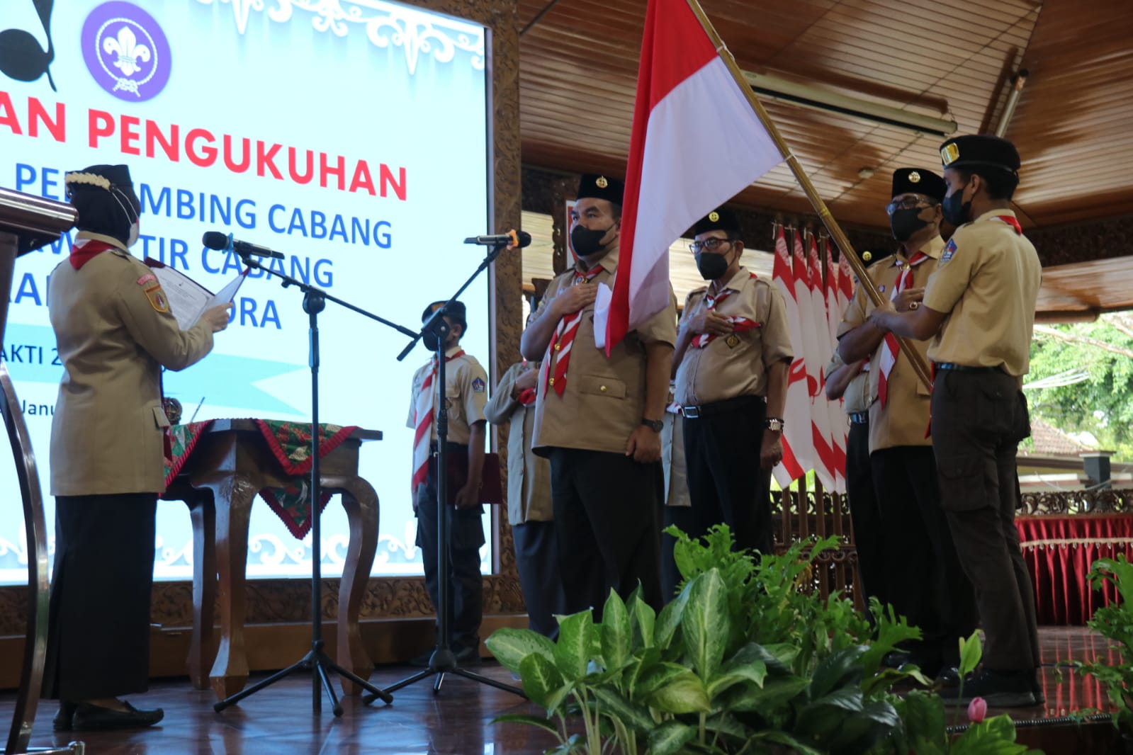SITI ATIKOH GANJAR PRANOWO LANTIK BUPATI ARIEF JADI KAMABICAB PRAMUKA BLORA
