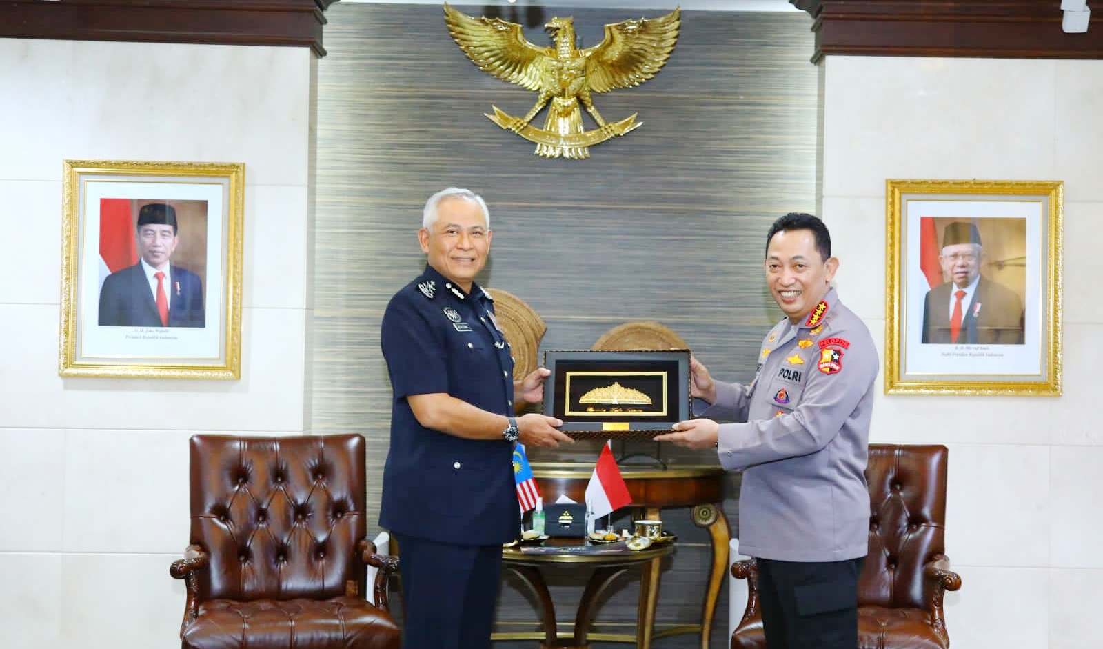 Bertemu Kepala Kepolisian Malaysia, Kapolri Bahas PMI Ilegal Hingga Penanganan Covid-19