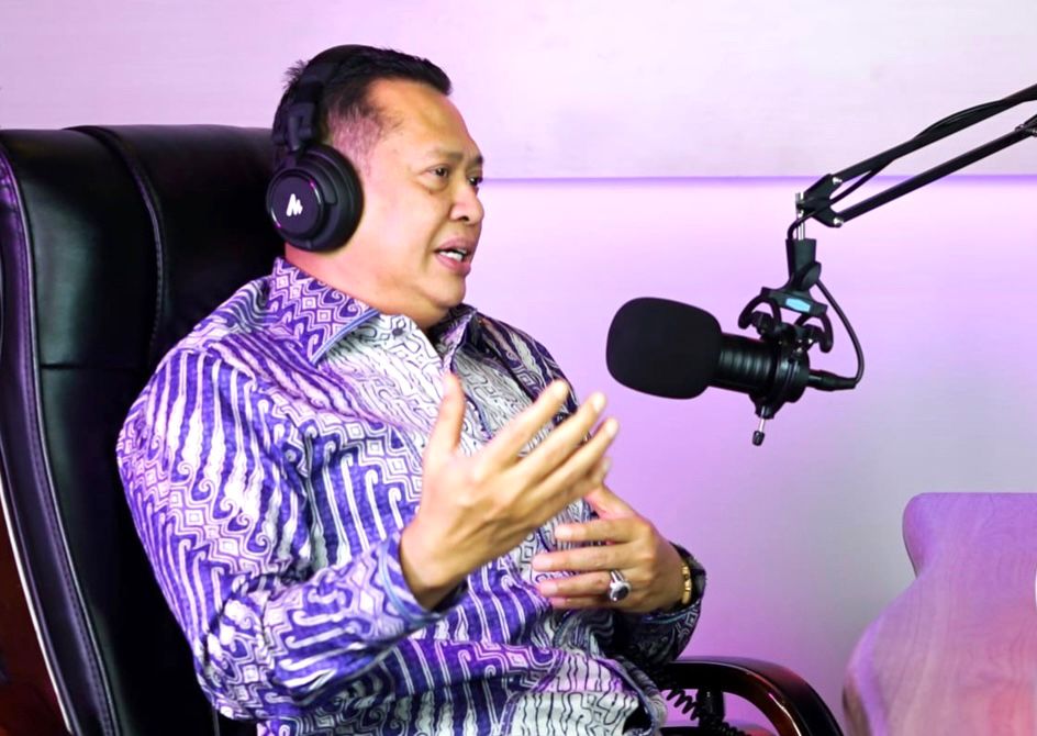 Ketua MPR RI Gelar Lomba Stand Up Comedy ‘Kritik Bamsoet’