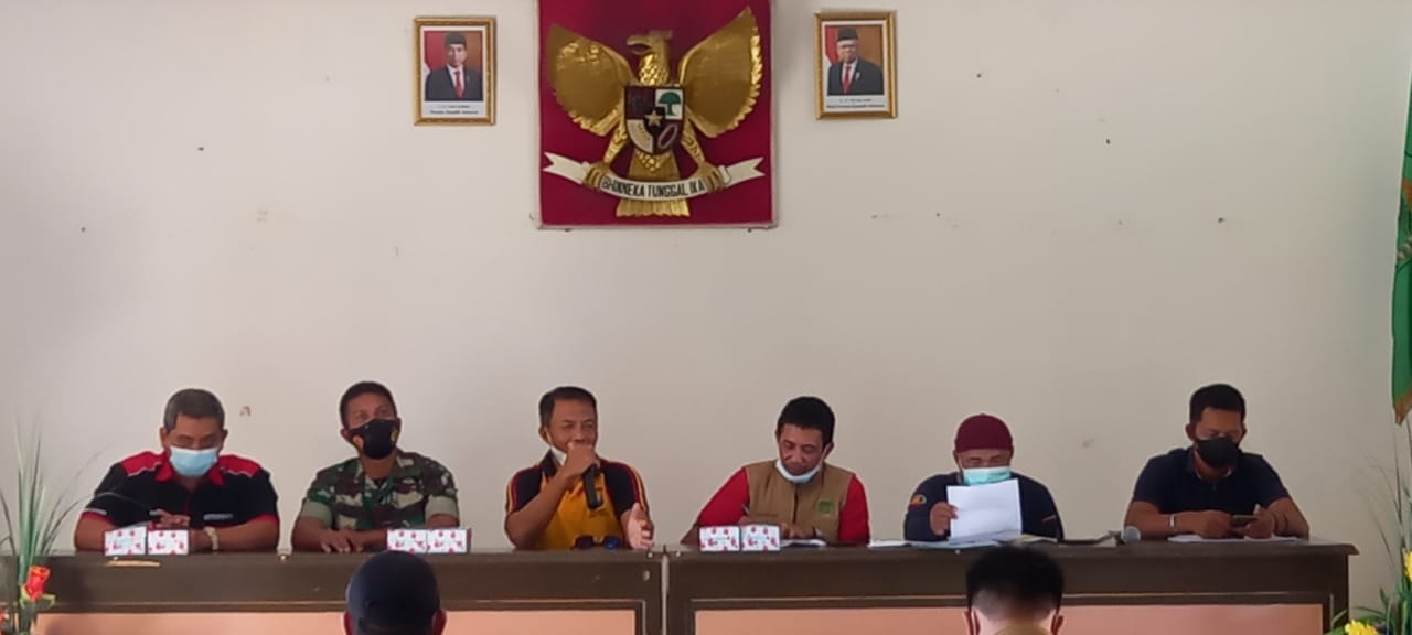 Forkopimcam Malangke Barat Gelar Rakor Percepatan Imunisasi Corona, Kapolsek Bilang Ini