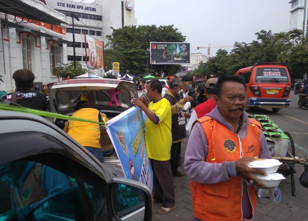 Ayo Peduli, WPS Turun ke Jalan Berbagi