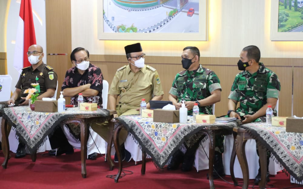 Danrem dan Forkopimda Banyumas Vicon Dengan Presiden RI