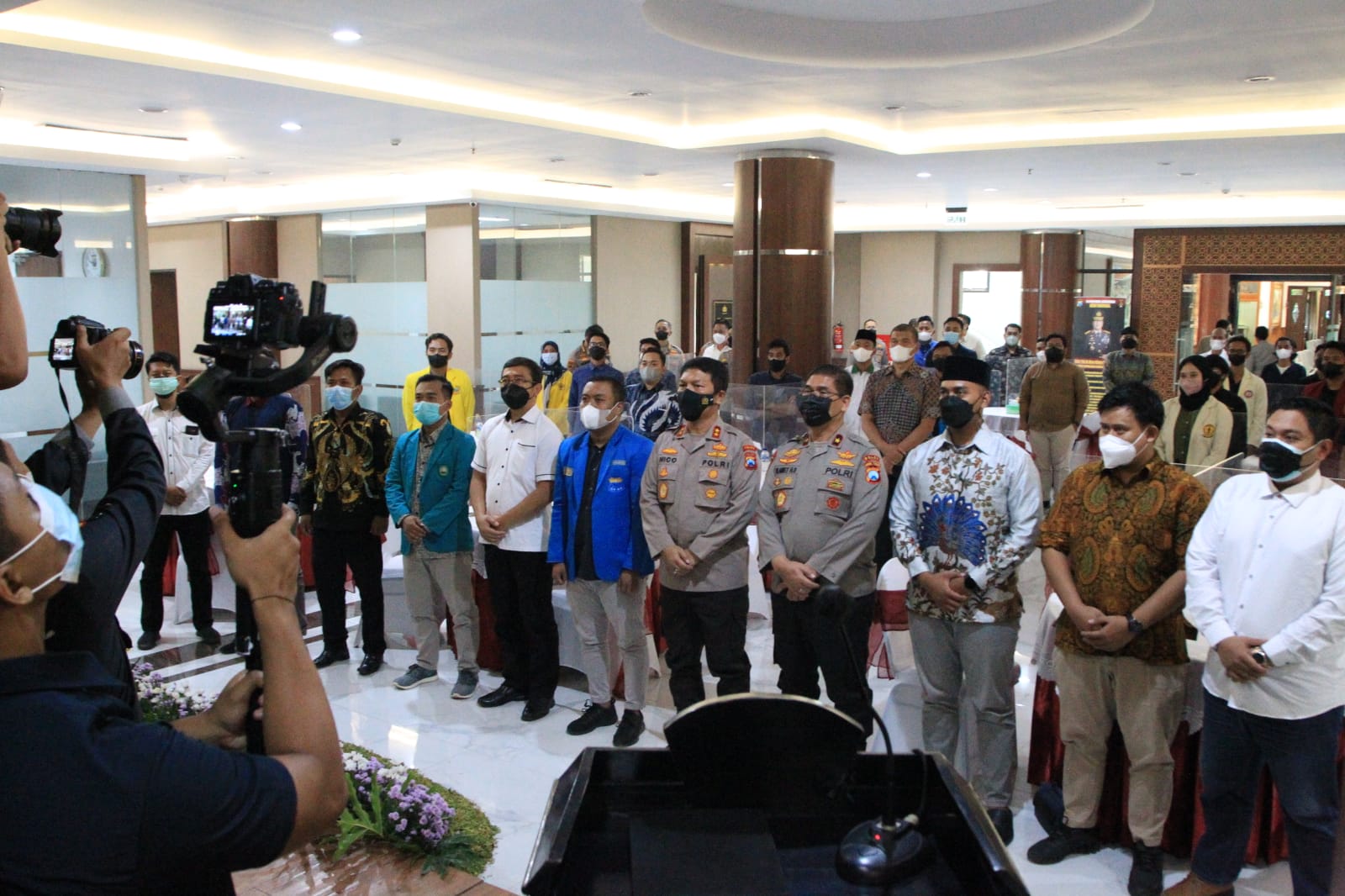 Kapolda Jatim dan Mahasiswa Dialog Pelaksanaan Tugas Polri