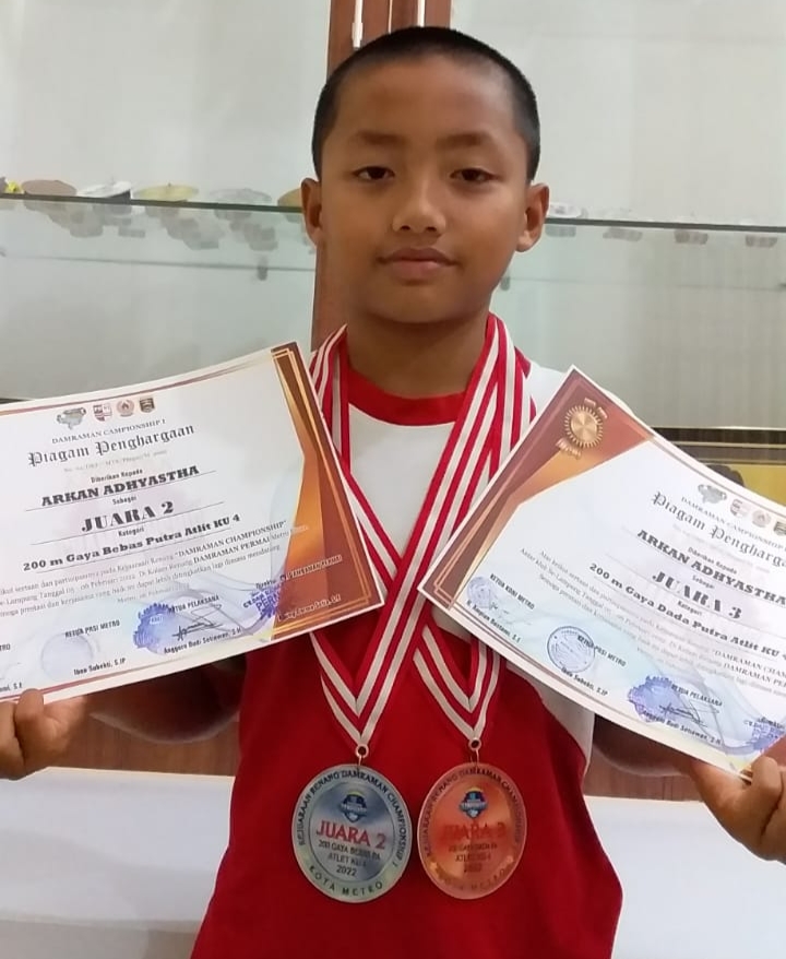 Pelajar Lamsel, Raih Prestasi Lomba Renang Antar Klub Se-Lampung