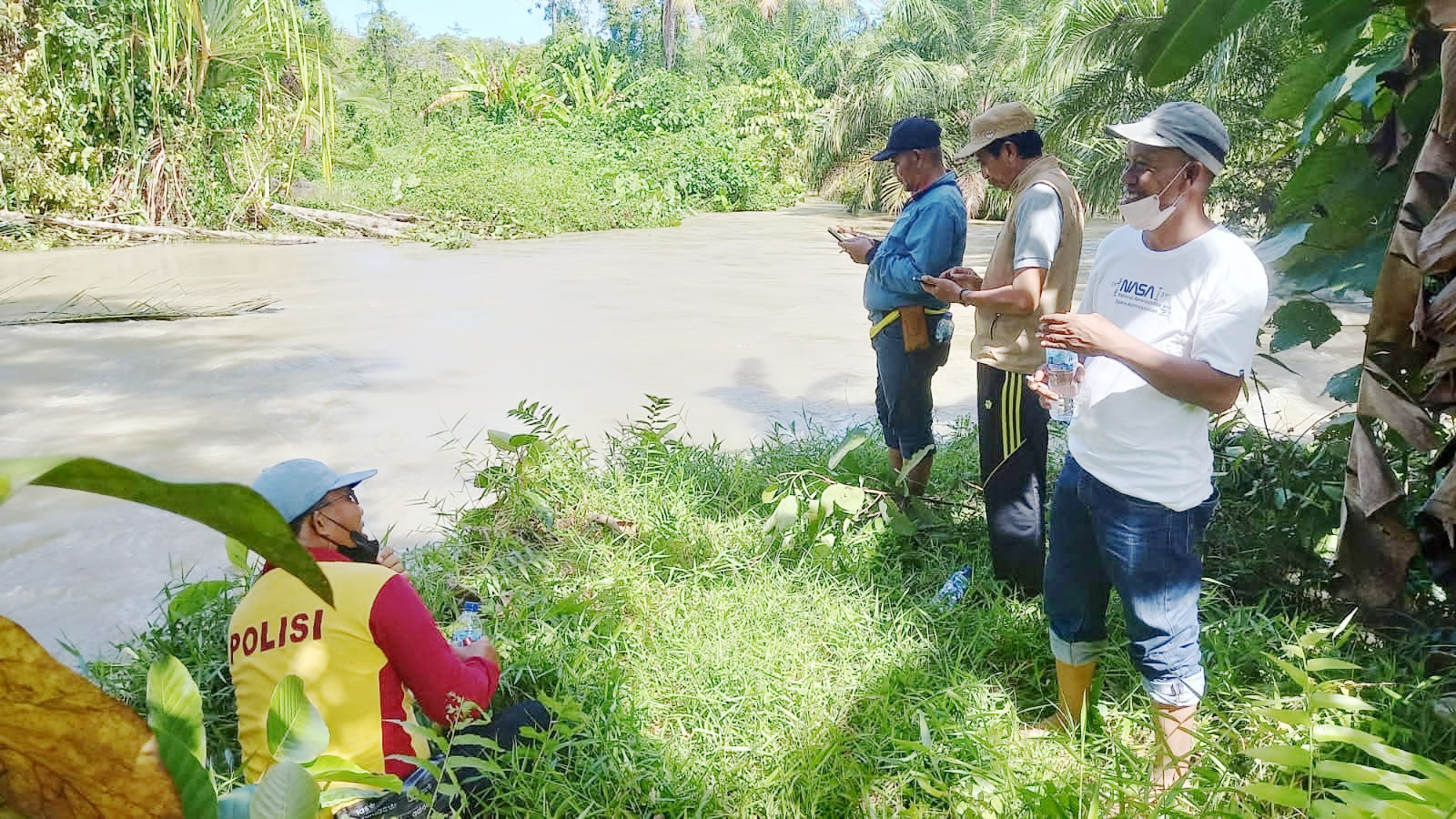 Forkopimcam Malangke Barat Tinjau Tanggul Jebol, Ini Dilakukan