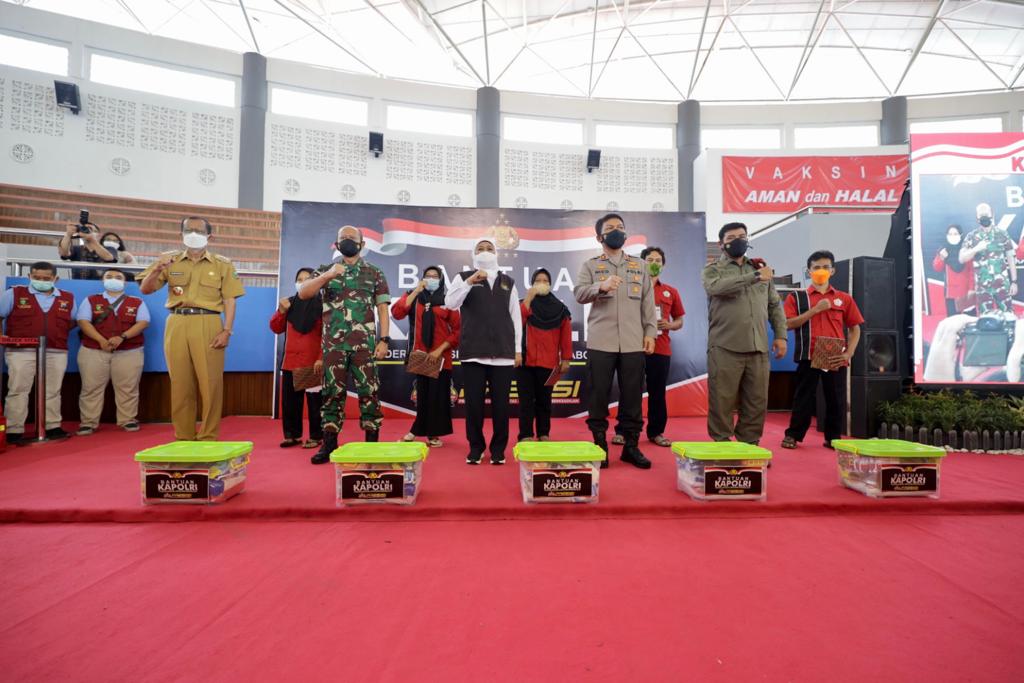 2000 Warga Ikut Vaksinasi Massal