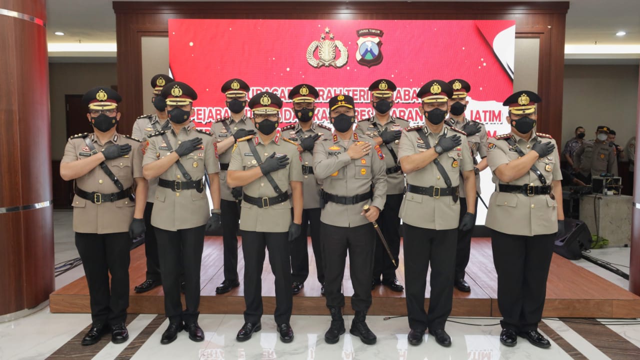 Dua Pejabat Utama dan Empat Kapolres Resmi Berganti