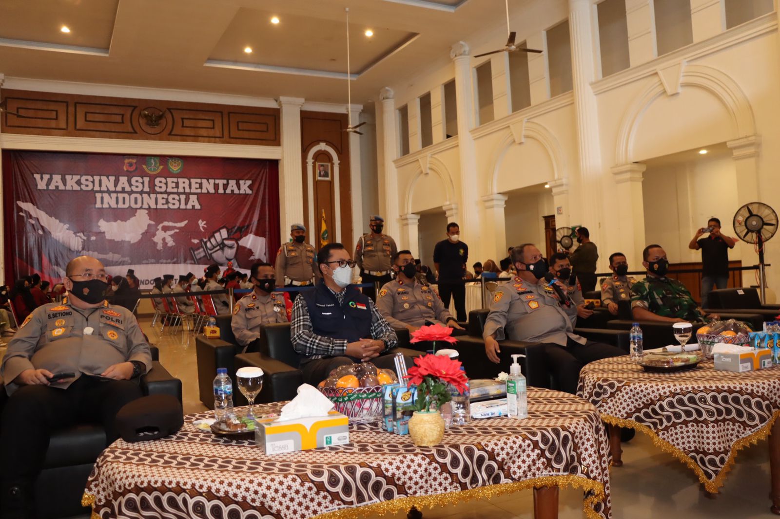 Kapolda Jabar Cek Proses Vaksinasi ke Masyarakat