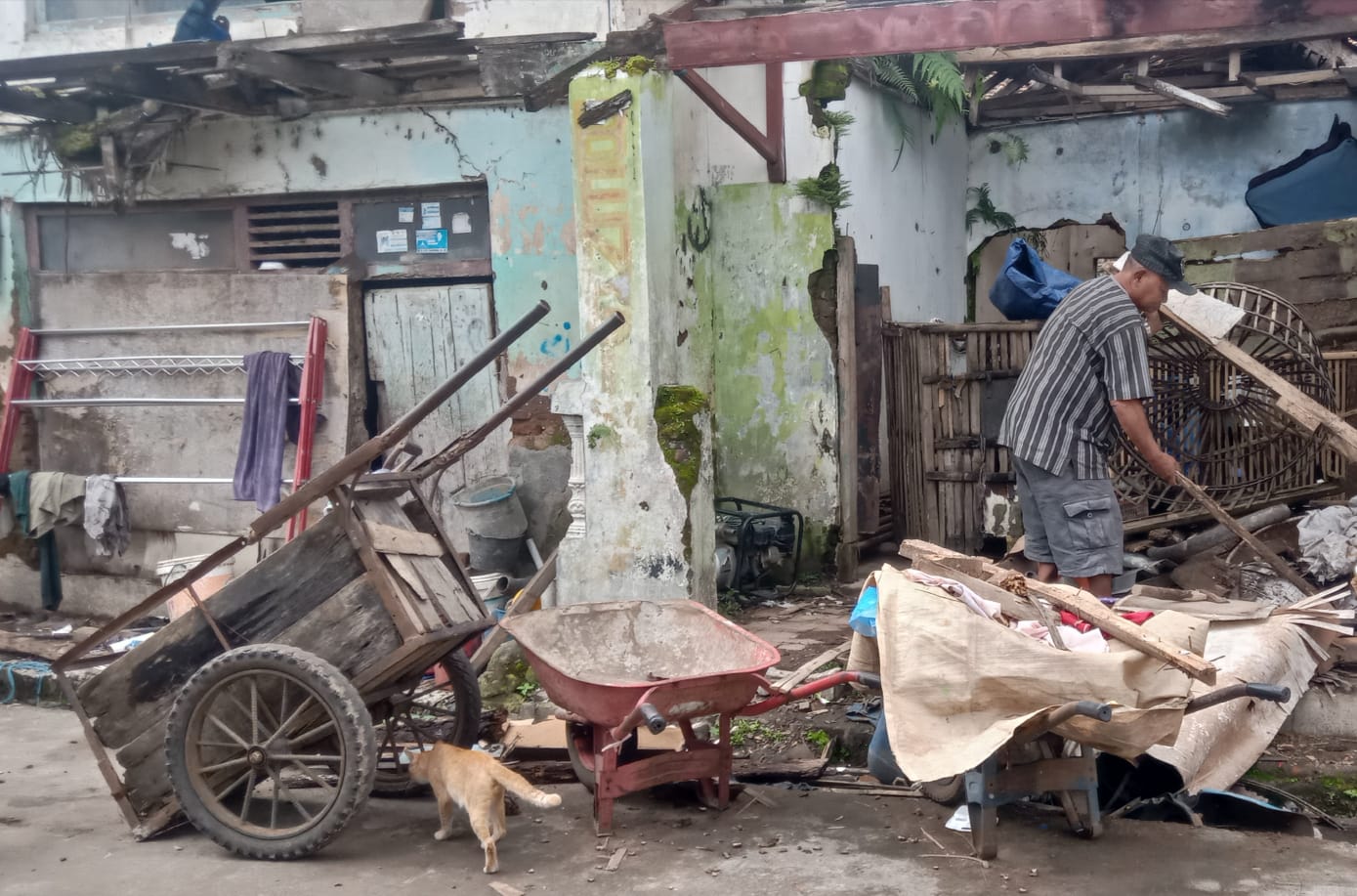 Satu Keluarga Tempati Rumah Tidak Layak, Kemana Pemerintah???