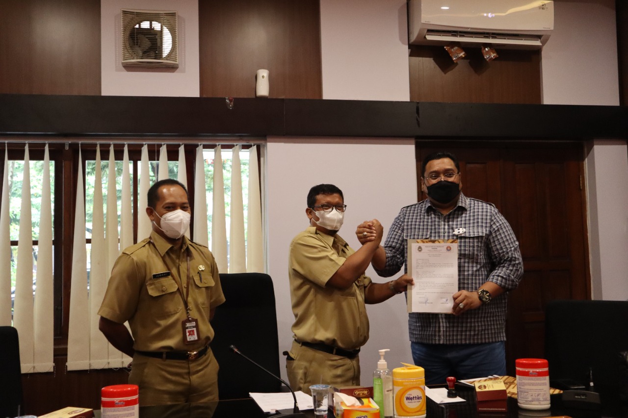 Purna Tugas Ketum Persipa Pati, Inilah Pengantinya