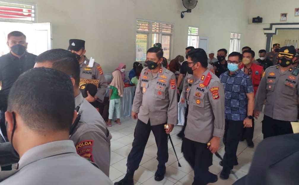 Kapolda Lampung Pantau Langsung Pelaksanaan Vaksinasi
