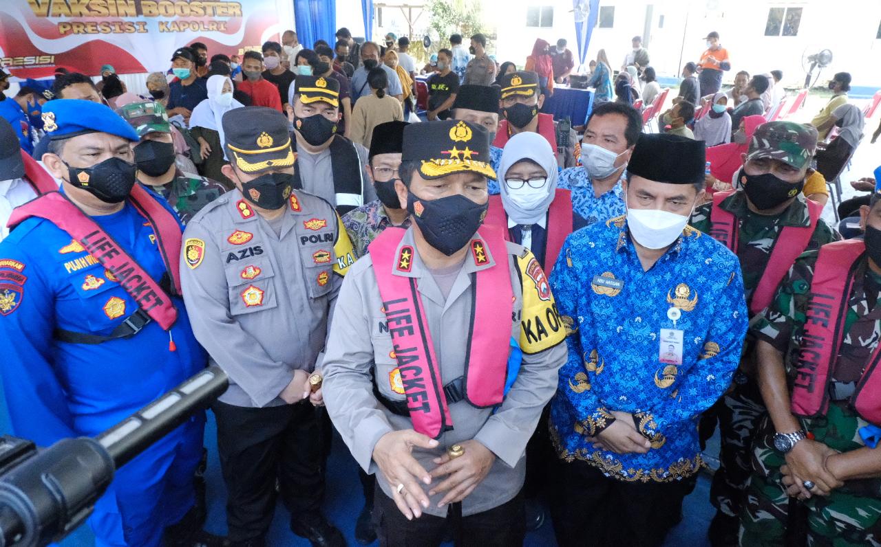 Kapolda Target 1000 Dosis ke Masyarakat dan Nelayan