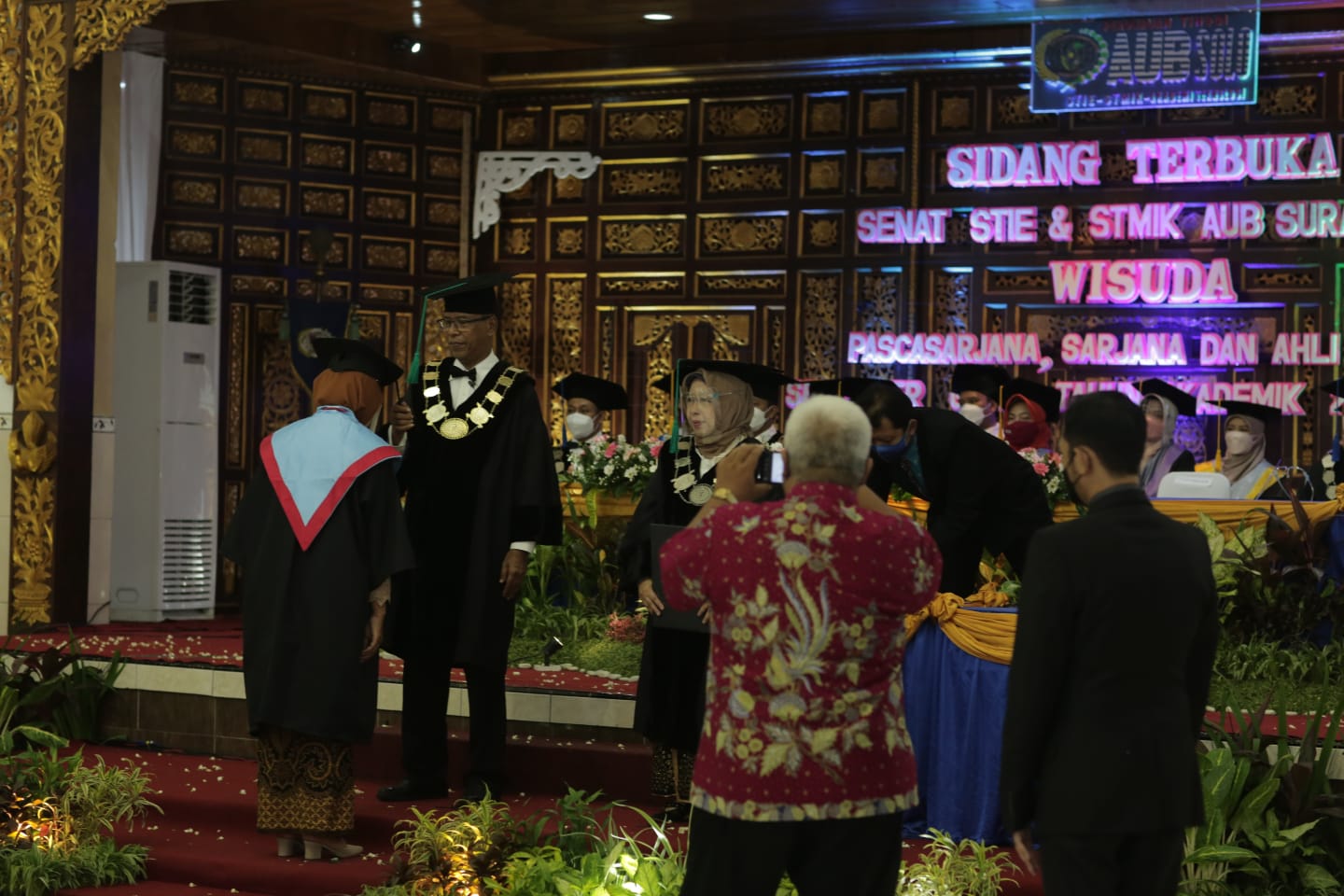 Perguruan Tinggi AUB Wisuda 178 Lulusan