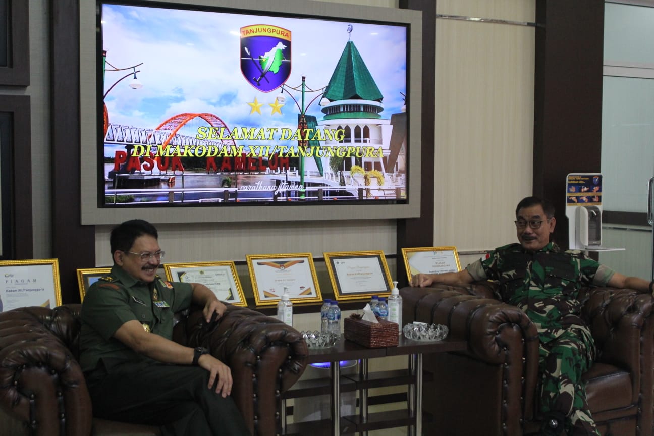 Pangdam XII/Tpr Terima Kunjungan Dirum Puskesad