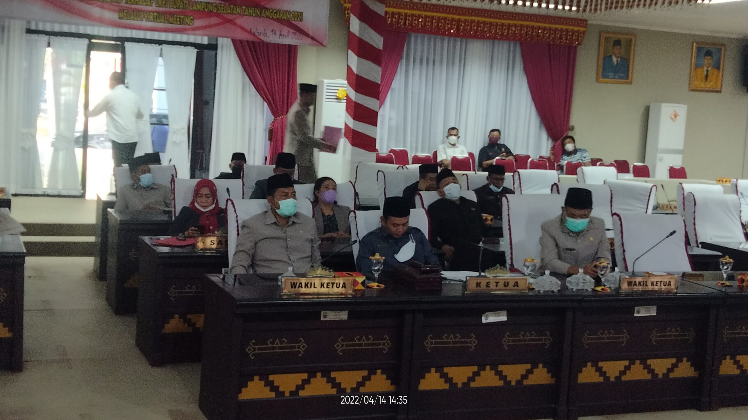 Agus Sartono Pimpin Jalannya Rapat Paripurna Penyampaian Rekomendasi LKPJ Bupati Lamsel Ta-2021
