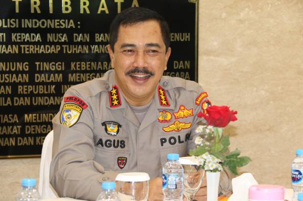 Kabareskrim Polri Salurkan 2000 Paket Sembako