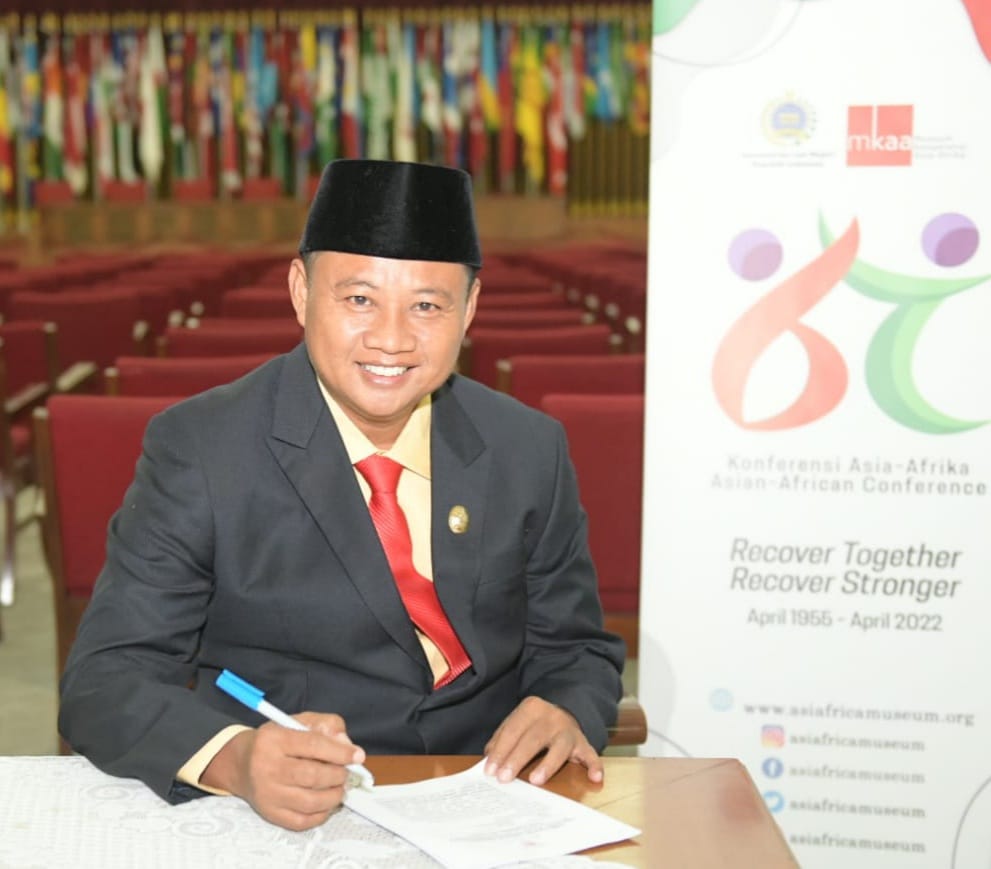 Perdamaian Dunia, Uu Ruzhanul Ajak Warga Jabar Tunjukkan Solidaritas Nyata