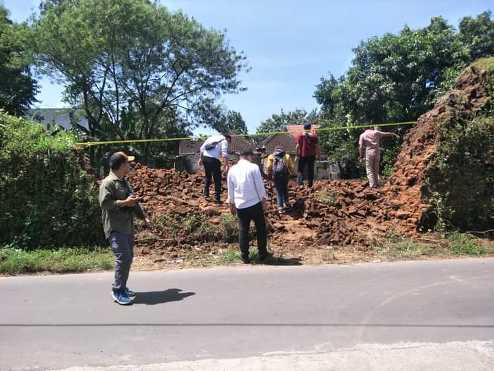 PELANGGARAN Tembok Bekas Keraton Kartasura Dijebol, Ini Alasanya