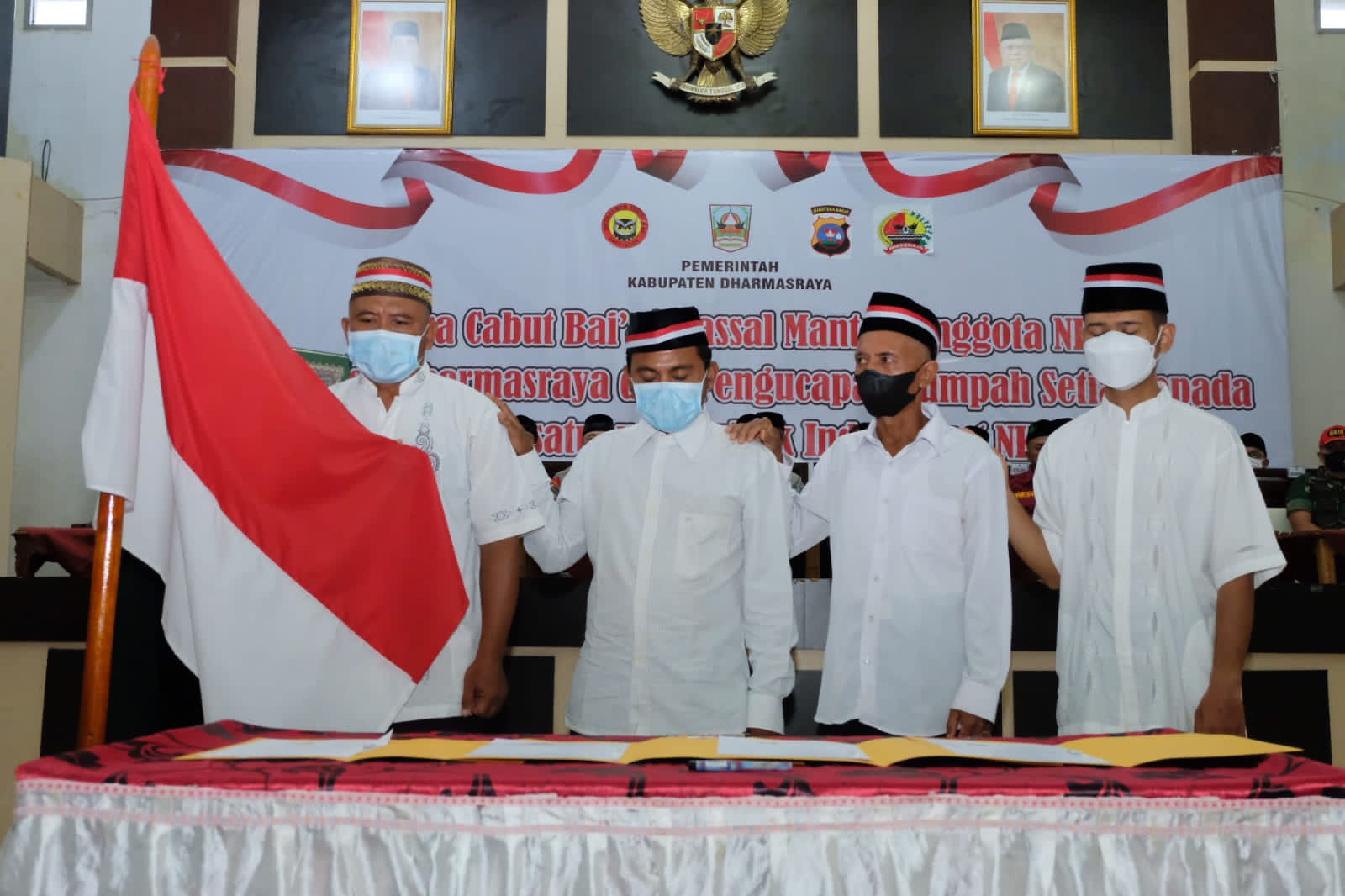 Cabut Bai’at Massal Mantan Anggota NII di Dharmasraya