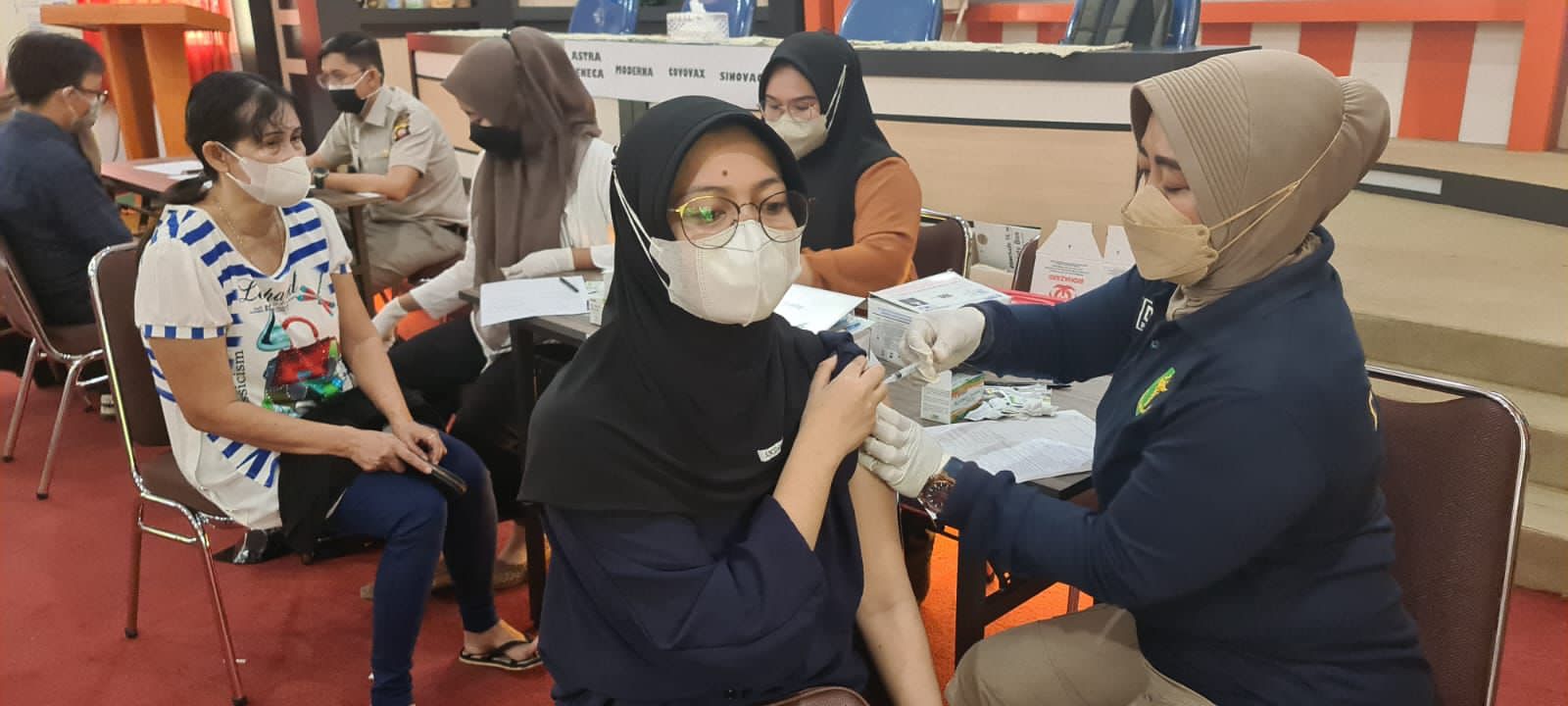 Polda Kalbar Terus Gencarkan Vaksinasi