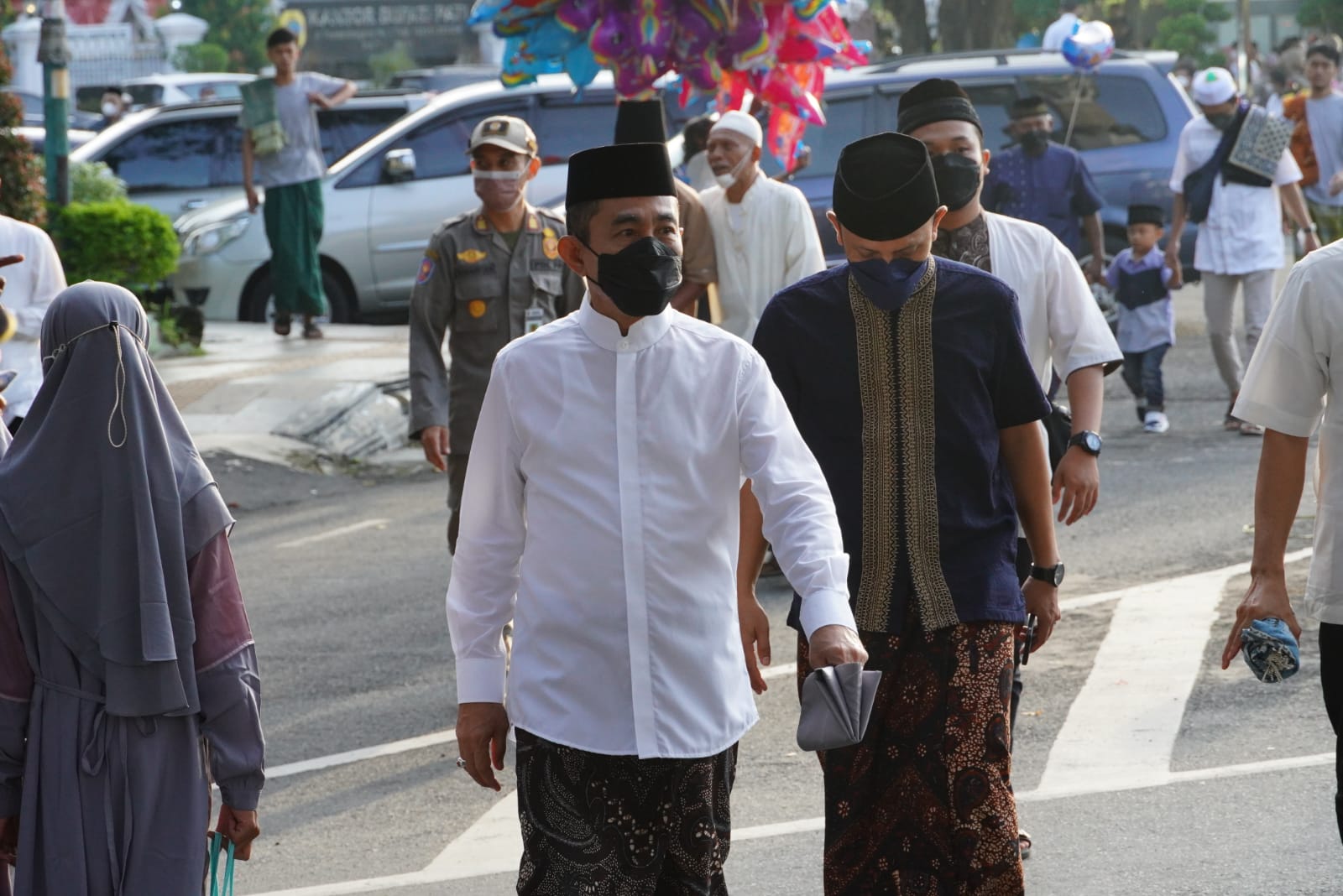 Empat Bulan Lagi Berakhir, Bupati Sampaikan Terima Kasih Saat Sholat Idulfitri