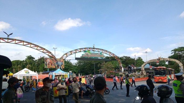 Lebaran H+4, Taman Margasatwa Ragunan Masih Banjir Wisatawan