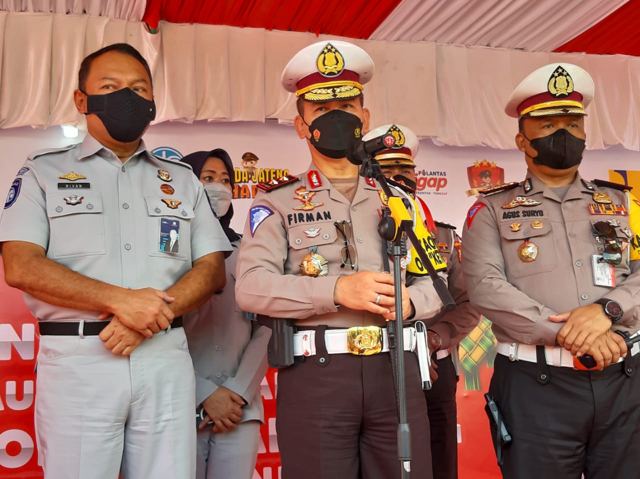 Kakorlantas Polri Kunjungi Sejumlah Gate Tol di Jateng