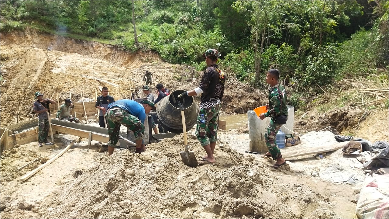TMMD ke-113, Dandim 0113/Gayo Lues Cek Pembangunan Jembatan
