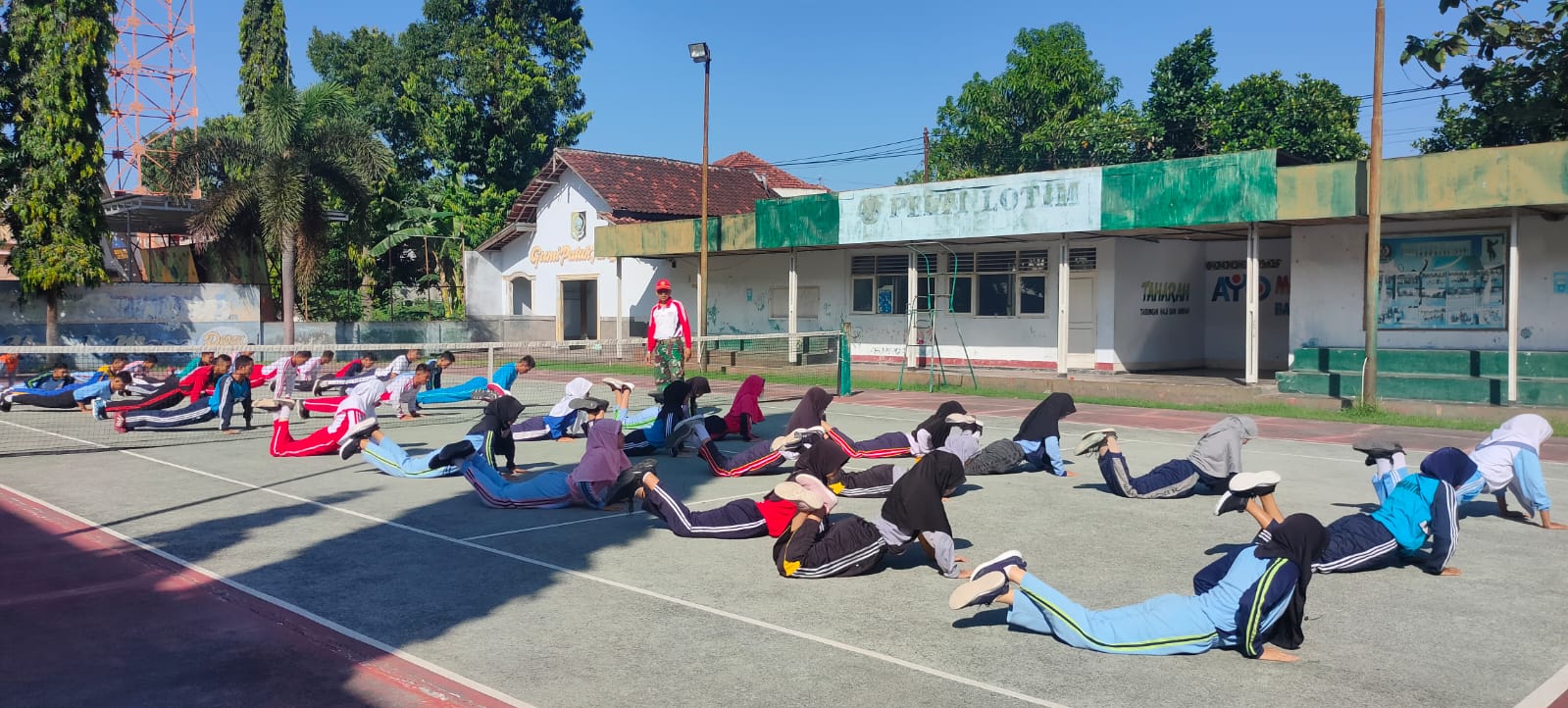 Kodim 1615/Lotim Latih Paskibraka Lotim