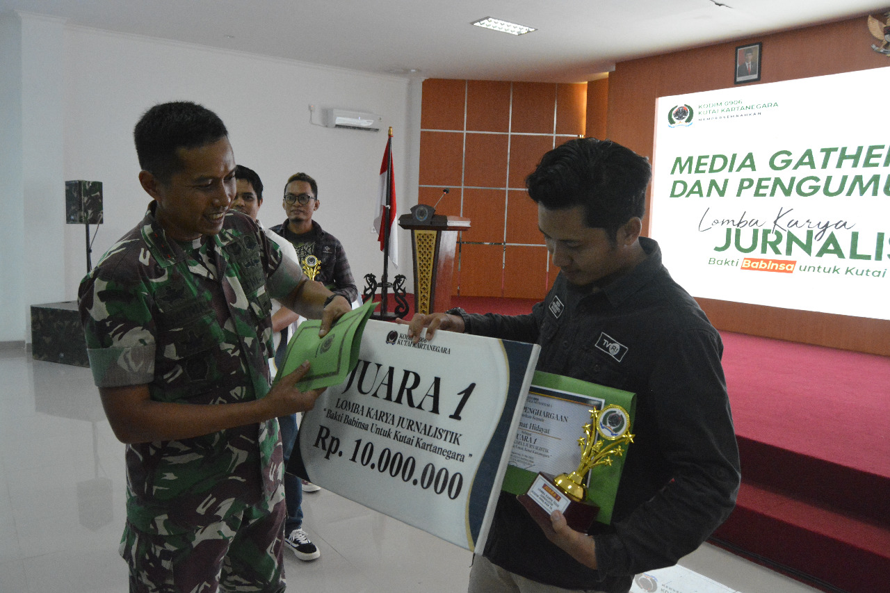 Gelar Media Gathering, Dandim 0906/Kutai Kartanegara umumkan juara Lomba Karya Jurnalistik